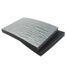 Densité 28-300kg/m3 matérielle de LDPE de mousse réfléchie d'isolation de toit de papier aluminium