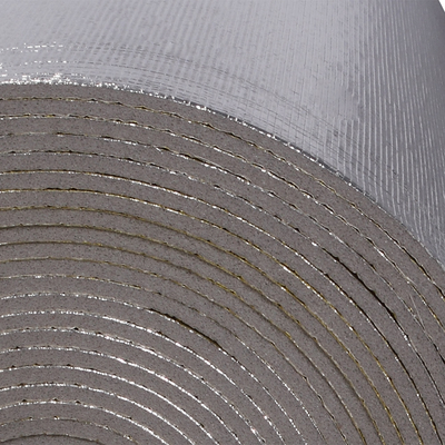 Foil d'aluminium pur 4 mm XPE Barrière thermique XPE Foil en mousse aluminium rouleaux isolants cellulaires de toit bouclier radiant Barrière
