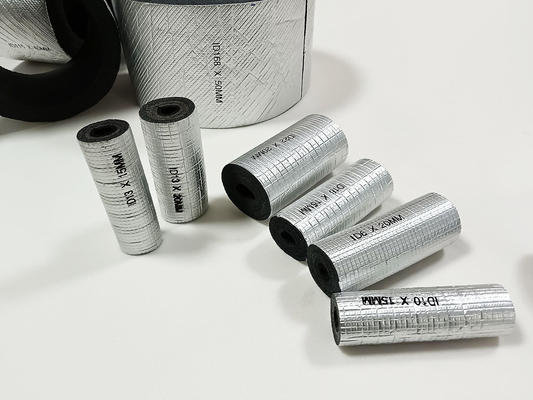 L'isolation thermique à base de polyolefine durable Pipe en mousse XPE Prix d'usine Tube en mousse XLPE résistant au feu