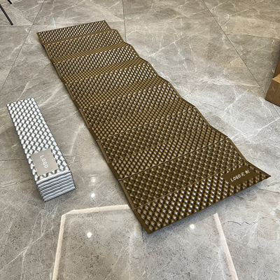 Mat de camping de haute qualité Mat de couchage écologique Léger Mat de mousse pliable en PE Anti-saleté