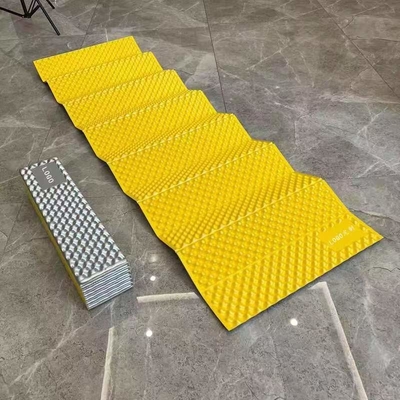 Mat de camping de haute qualité Mat de couchage écologique Léger Mat de mousse pliable en PE Anti-saleté