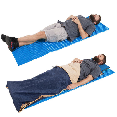 Matériau imperméable à l'eau résistant aux larmes résistant à l'humidité Pad de couchage ultra léger Convient pour la randonnée L'alpinisme et le camping