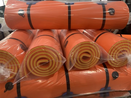Grandes tailles 3 couches résistant aux déchirures XPE mousse nager plateau d'île flottante extérieur tapis d'eau flottant pour la piscine de la plage lac de l'océan