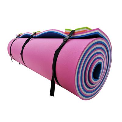 Mat flottant en mousse XPE multicolore 3 couches imperméable à l'eau Léger Service OEM/ODM disponible