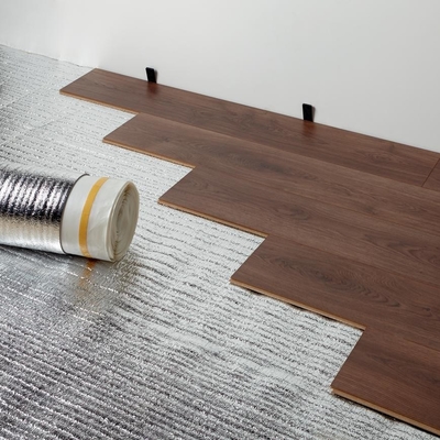 1 mm de mousse de polyéthylène Ldpe recyclée en liaison croisée 10-15m Ixpe sous-couche acoustique en rouleaux de mousse de polyolefine