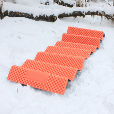 Eco Friendly Outdoor Hiking &amp; Mountaineering XPE Camping Mat Mousse de matelas étanche à l'humidité pour tente et matelas de couchage