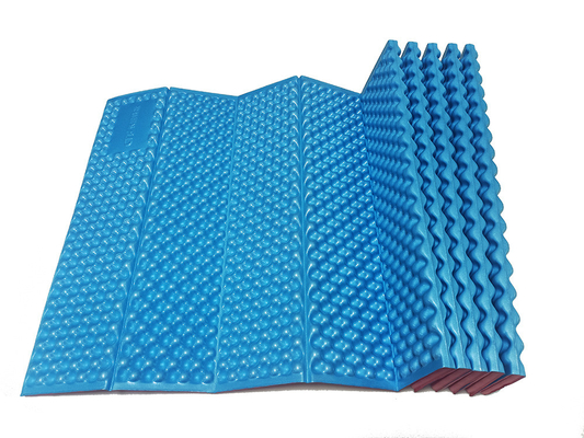 Stock résistant à l'humidité extérieur pliable IXPE tapis en mousse type accordéon avec sangle élastique matelas compact