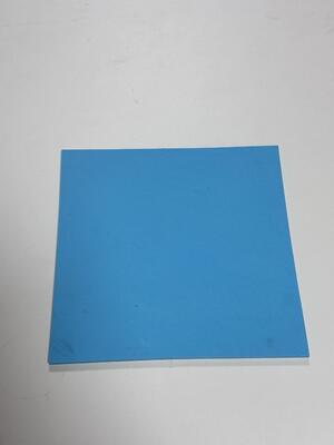 Rouleaux de feuilles de mousse EVA personnalisables et colorés, coupés avec précision à la taille idéale pour les projets d'artisanat, le bricolage, l'emballage de protection et les utilisations industrielles